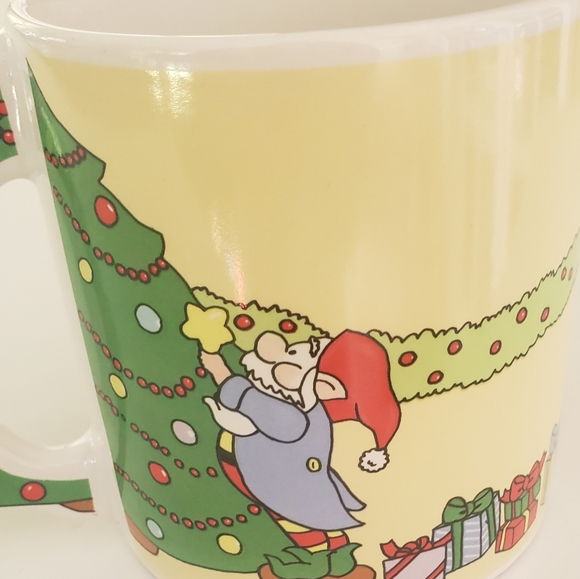 Russ "Have A Jolly Christmas" Santa, Tree and Elf Holiday Coffee or Tea Mug - Picture 9 of 10